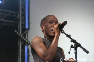 Rokia Traoré - Festival Les Vieilles Charrues 2004