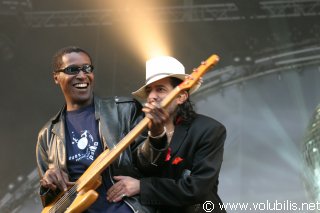 Rachid Taha - Festival Les Vieilles Charrues 2005