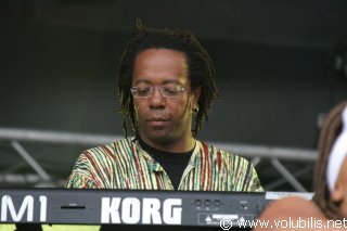 Tiken Jah Fakoly - Festival Les Vieilles Charrues 2005