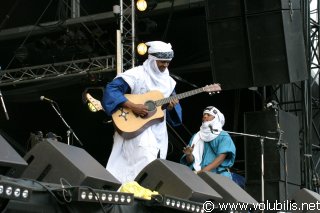 Tinariwen - Festival Les Vieilles Charrues 2005