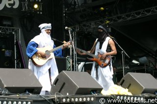 Tinariwen - Festival Les Vieilles Charrues 2005