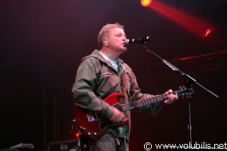 New Order - Festival Les Vieilles Charrues 2005