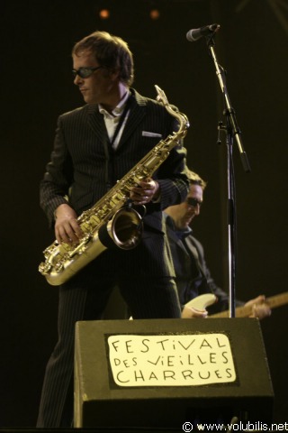 Madness - Festival Les Vieilles Charrues 2006