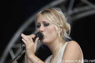 Shout Out Louds - Festival Les Vieilles Charrues 2006