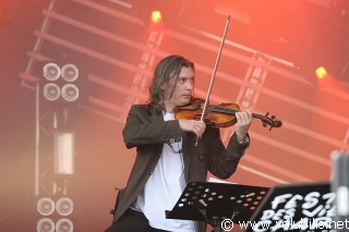 Grand Corps Malade - Festival Les Vieilles Charrues 2007