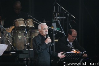 Charles Aznavour - Festival Les Vieilles Charrues 2007