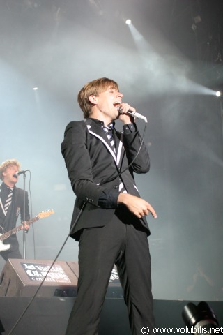 The Hives - Festival Les Vieilles Charrues 2008