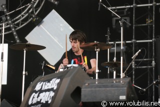 Yelle - Festival Les Vieilles Charrues 2008