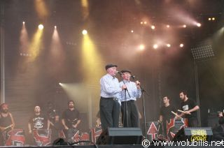 Les Freres Morvan & Les Tambours du Bronx - Festival Les Vieilles Charrues 2009