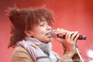 Nneka - Festival Les Vieilles Charrues 2009