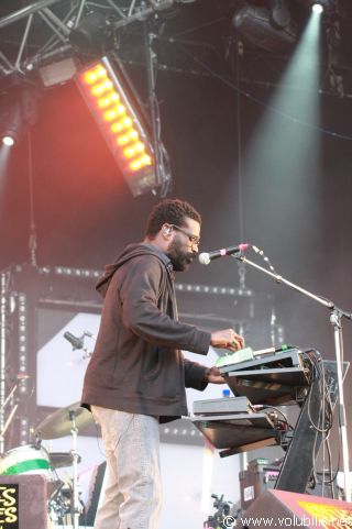 TV On The Radio - Festival Les Vieilles Charrues 2009