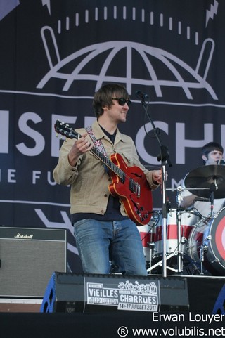 Kaiser Chiefs - Festival Les Vieilles Charrues 2011