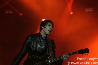 Miles Kane - Festival Les Vieilles Charrues 2011