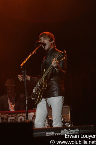 Miles Kane - Festival Les Vieilles Charrues 2011