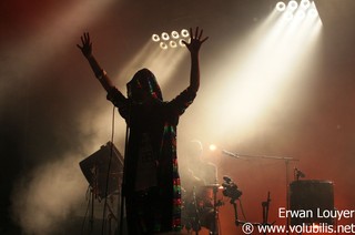 Yelle - Festival Les Vieilles Charrues 2011