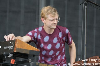 Django Django - Les Vieilles Charrues 2012