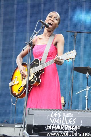 Rokia Traoré - Festival Les Vieilles Charrues 2013