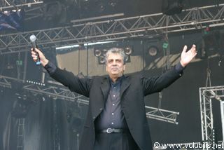 Enrico Macias - Festival Les Vieilles Charrues 2003