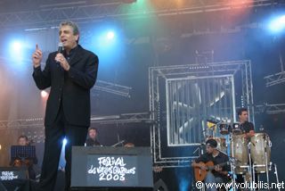 Enrico Macias - Festival Les Vieilles Charrues 2003