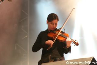 Flogging Molly - Festival Les Vieilles Charrues 2003