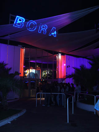 Entrée Bora - Le Cap d' Agde - Night Club - Discotheque