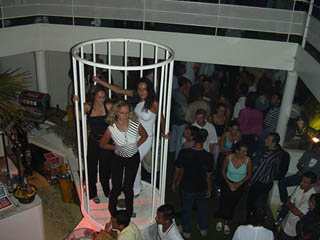 Bora People Trio Cage - Cap d' Agde - Night Club - Discotheque