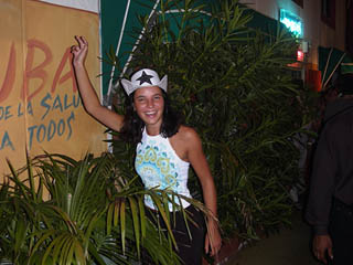 Bora People Celibataire Fille - Cap d' Agde - Night Club - Discotheque