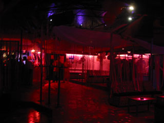 Le Privé - Les Angles - Avignon - Cadre - Night Club - Discotheque